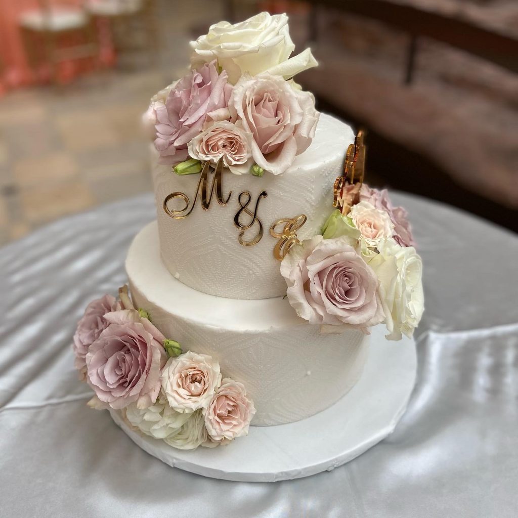 Small-Wedding-Cake-2-1024x1024-1.jpg