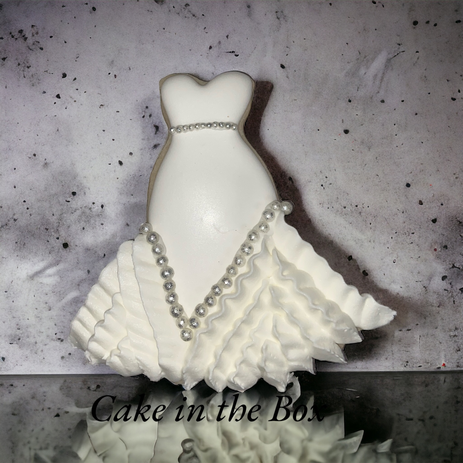 Silver and White pearl wedding dress cookie